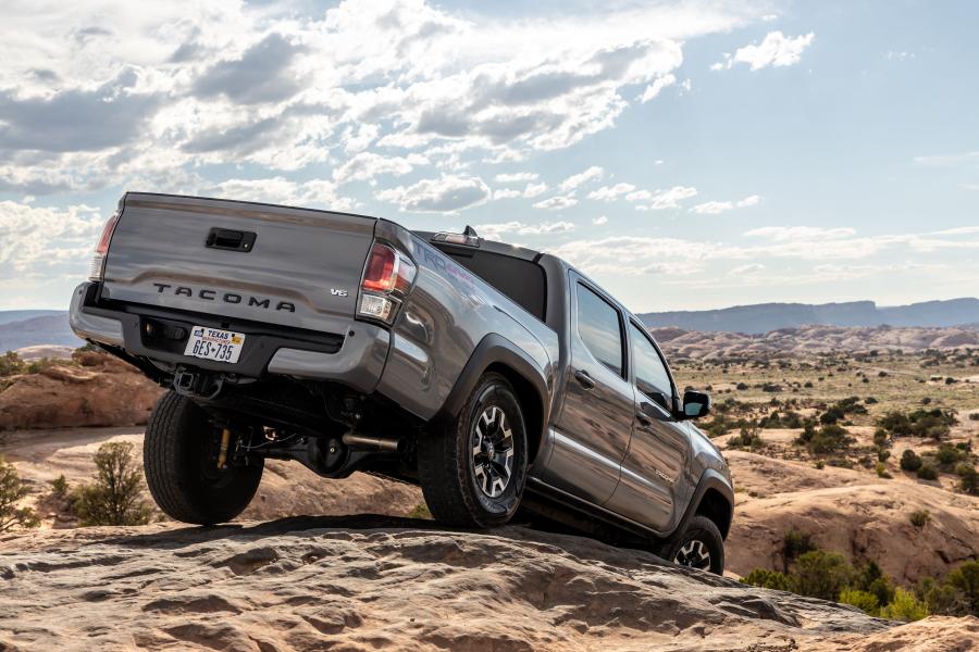  Toyota Tacoma TRD Off-Road Double Cab 2019 года  (фото 15 из 17)